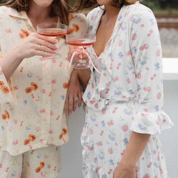 Go Slow Summer Berries Robe - Picture 4 of 4